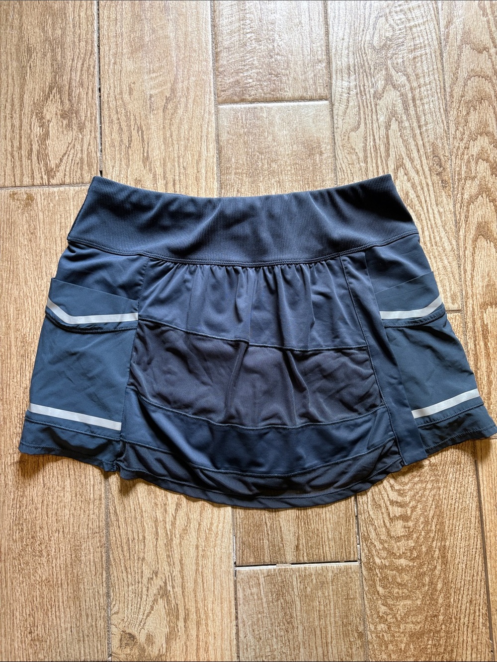 Women's Athletic Skort with Reflective Bands
